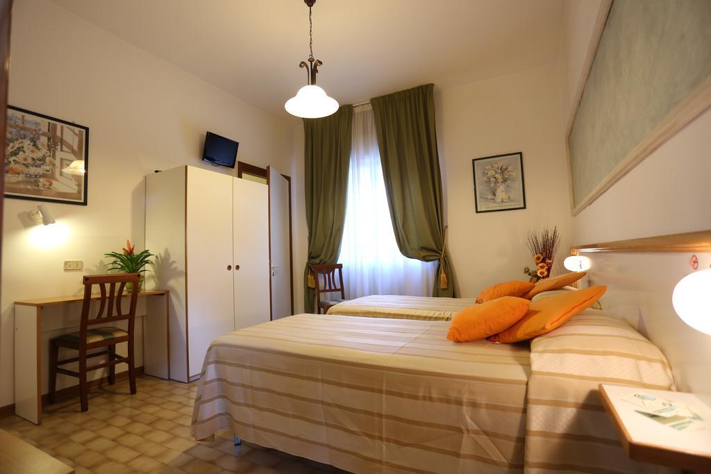 Hotel Vignola Assisi Kültér fotó