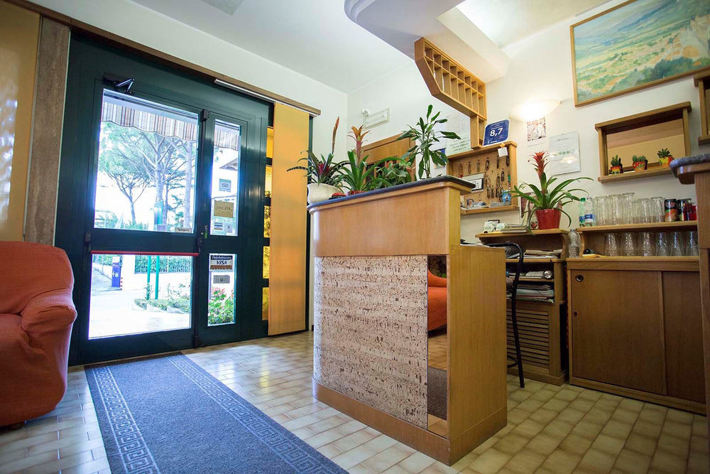 Hotel Vignola Assisi Kültér fotó