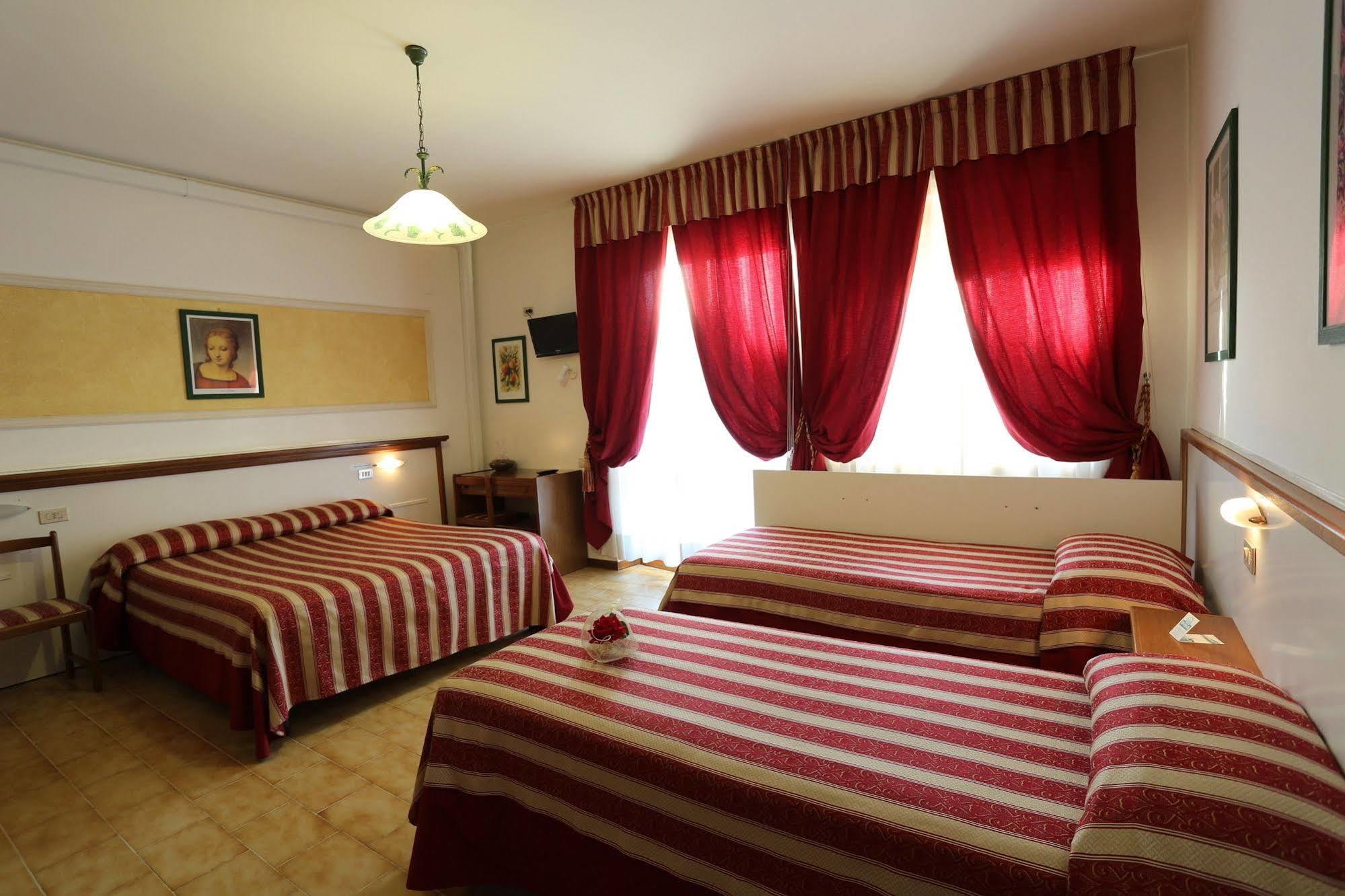 Hotel Vignola Assisi Kültér fotó