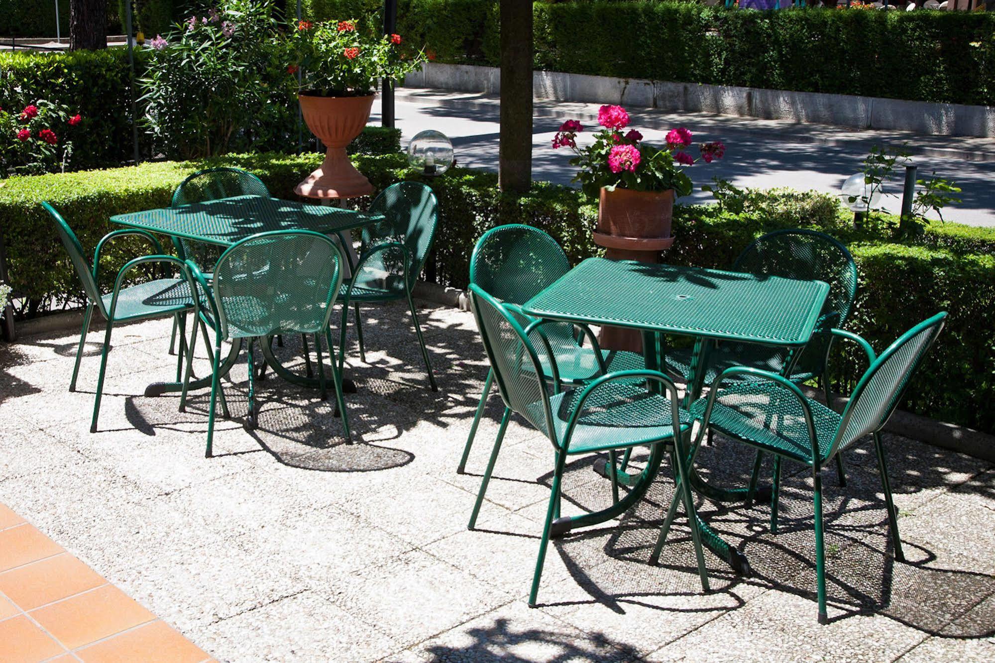 Hotel Vignola Assisi Kültér fotó