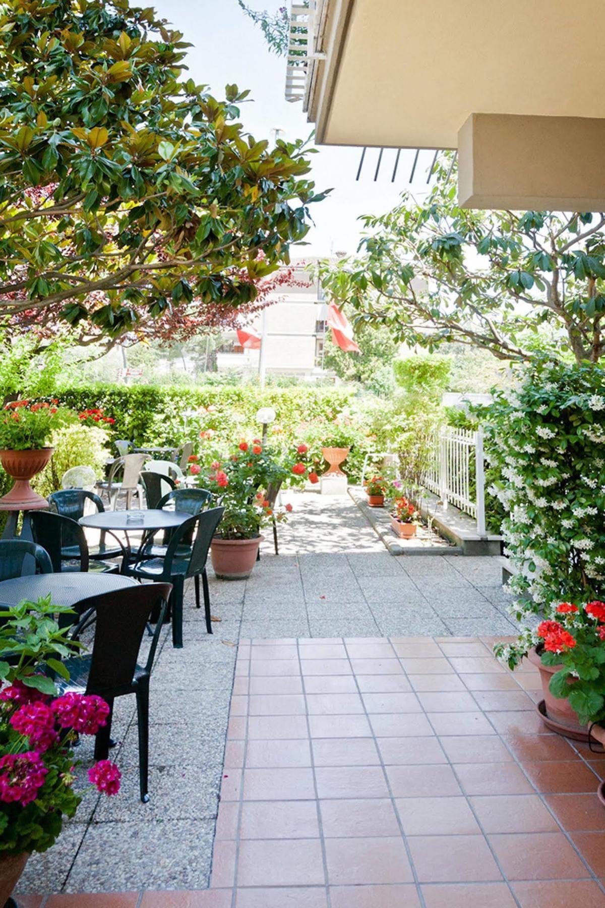 Hotel Vignola Assisi Kültér fotó