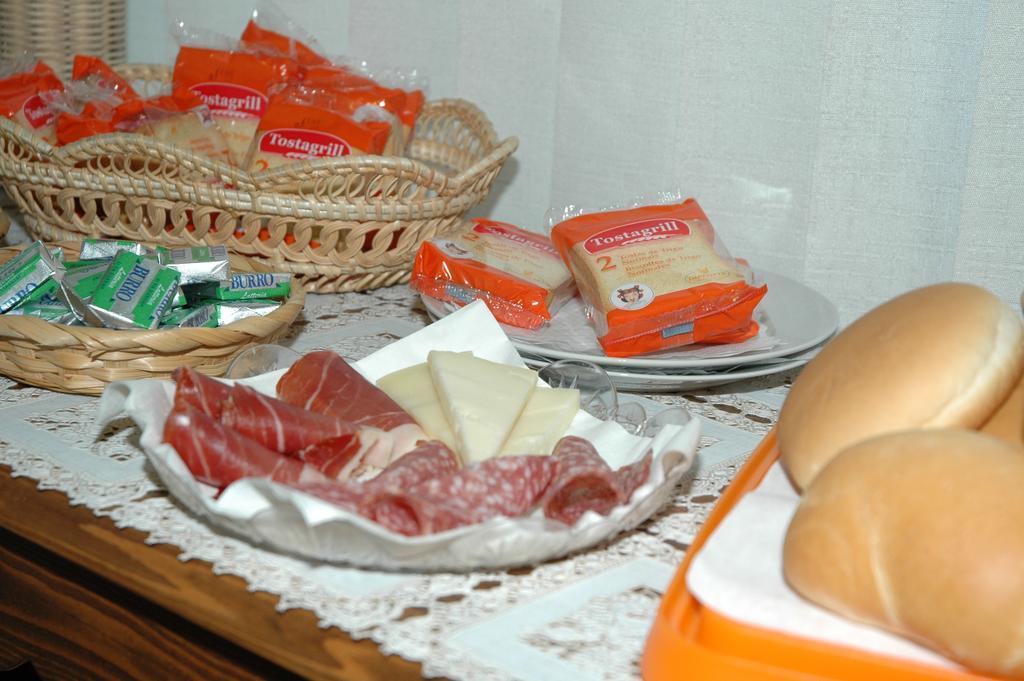 Hotel Vignola Assisi Kültér fotó