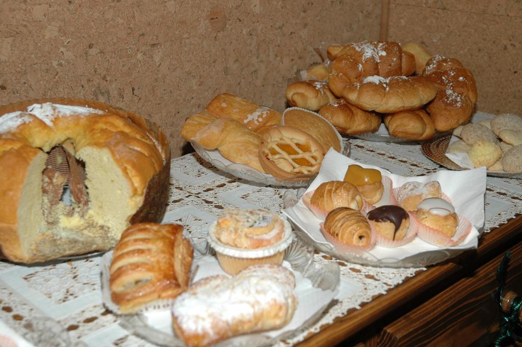 Hotel Vignola Assisi Kültér fotó