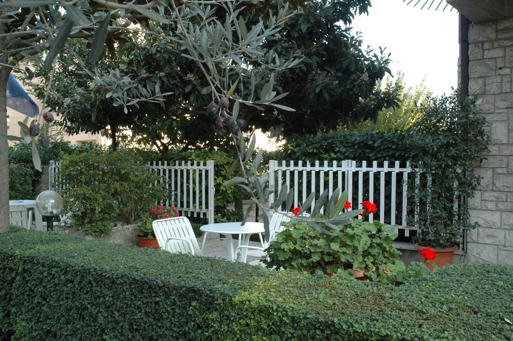Hotel Vignola Assisi Kültér fotó