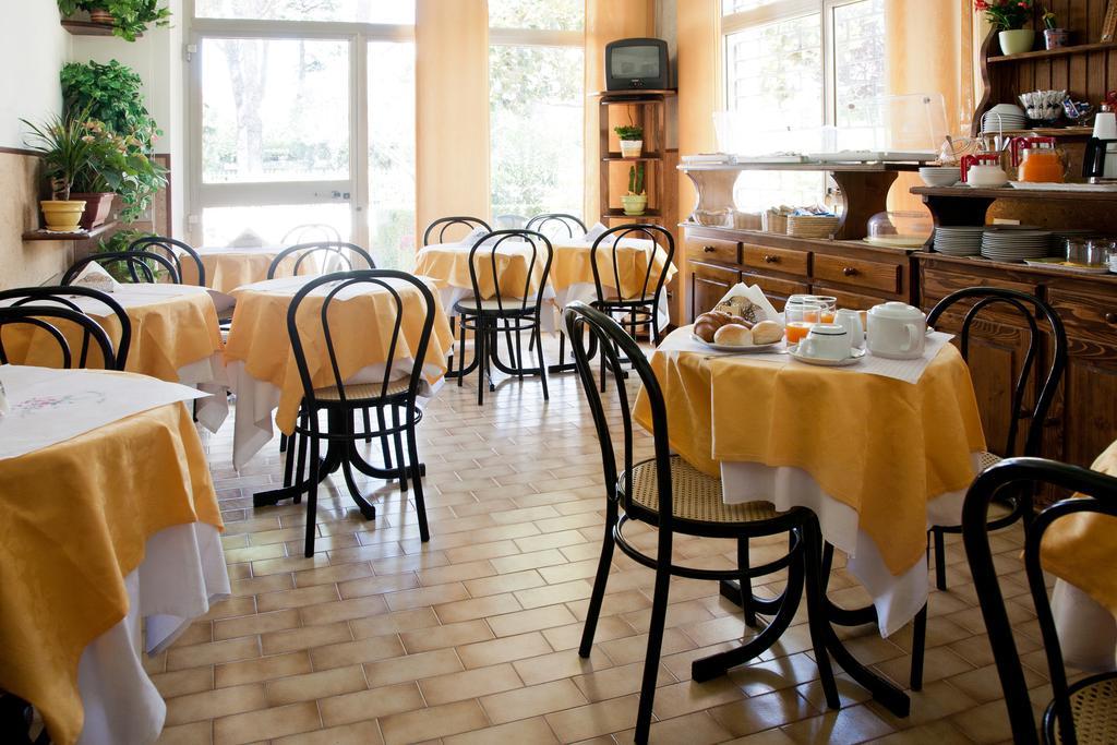 Hotel Vignola Assisi Kültér fotó